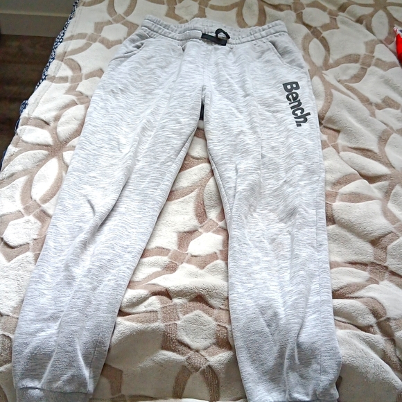 Grey sweatpants from bench - Picture 1 of 1